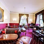 Hotel Hvedholm Slotshotel