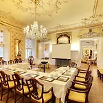 Hotel Hvedholm Slotshotel Fåborg