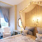 Hotel Hvedholm Slotshotel Fåborg