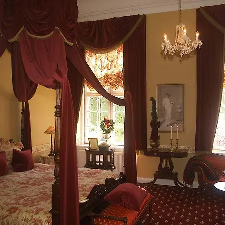 Hvedholm Slotshotel Hotel Faaborg
