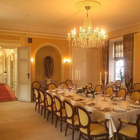 Hvedholm Slotshotel 4* Faaborg
