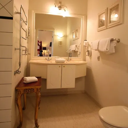 Hotel Hvedholm Slotshotel 4*