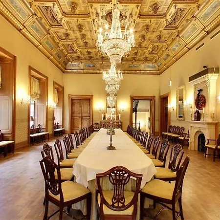 Hvedholm Slotshotel Hotel Faaborg