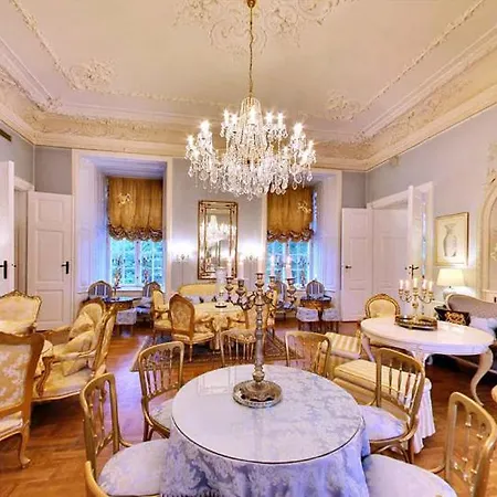Hvedholm Slotshotel