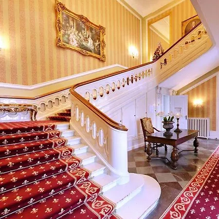 Hvedholm Slotshotel 4* Faaborg