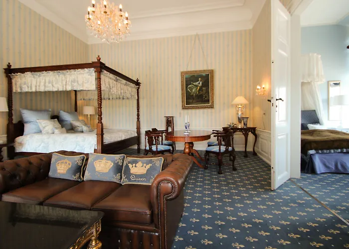 فندق Hvedholm Slotshotel فابورغ
