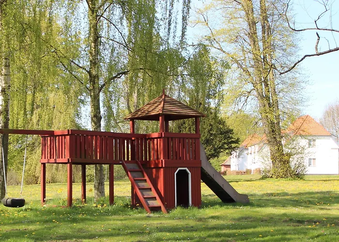 Hvedholm Slotshotel فندق فابورغ