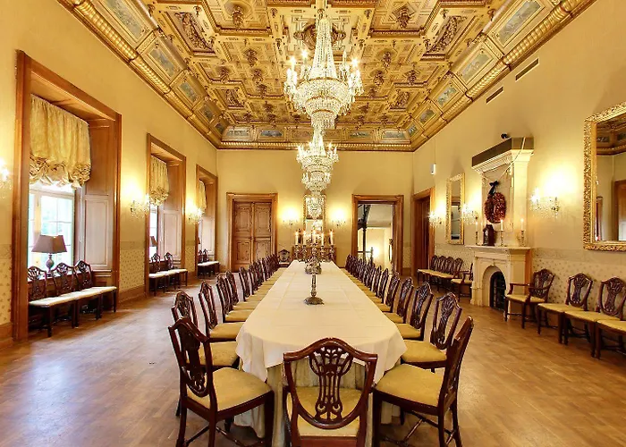 فندق Hvedholm Slotshotel فابورغ