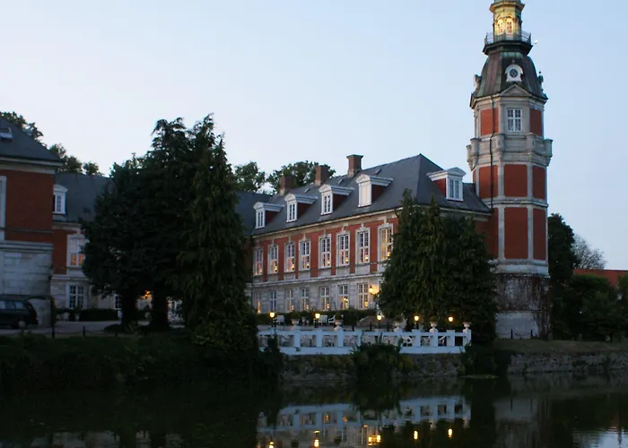 Hvedholm Slotshotel 4* فابورغ