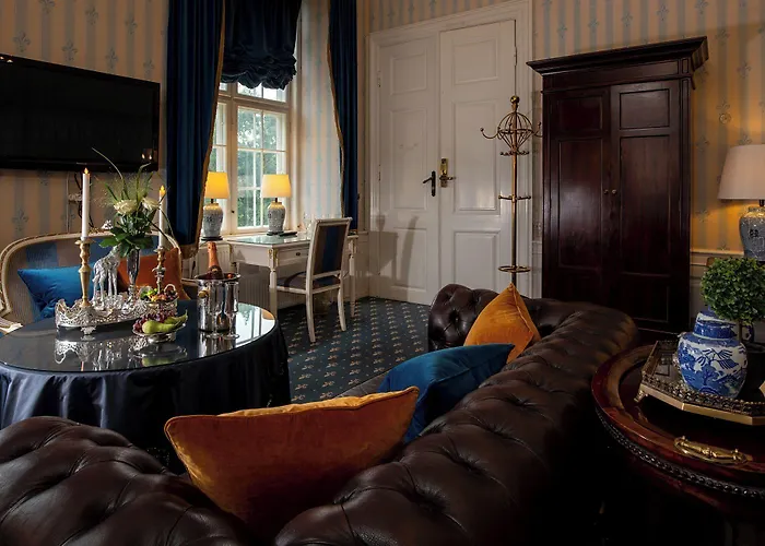 Hvedholm Slotshotel فابورغ