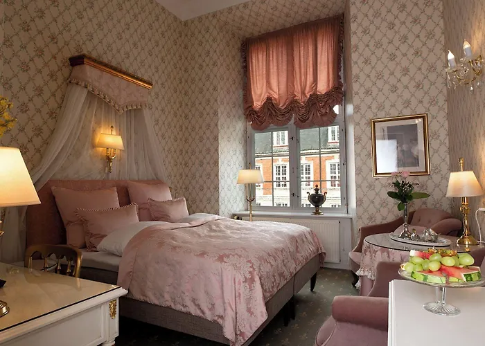 Hvedholm Slotshotel 4* فابورغ