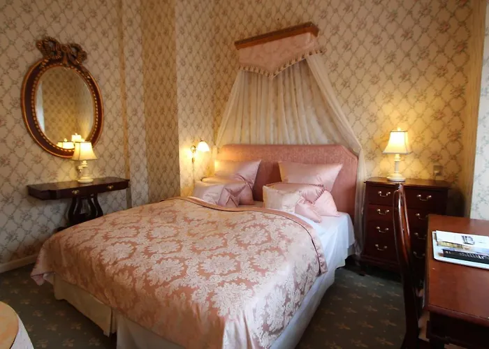 فندق Hvedholm Slotshotel